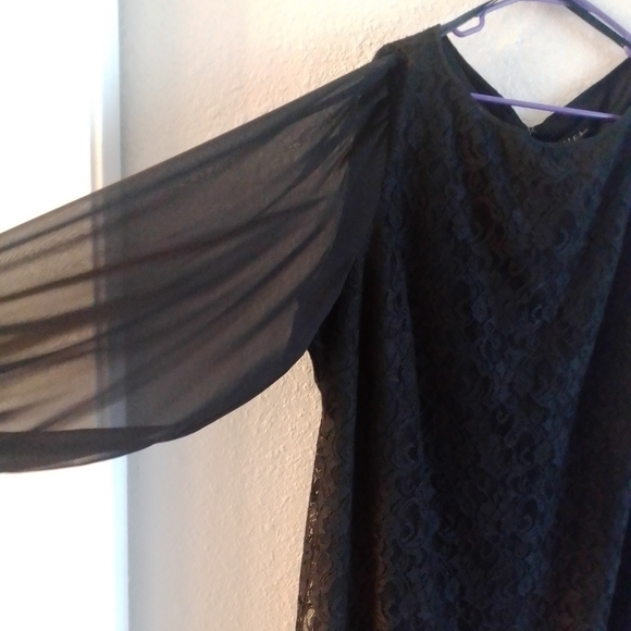 S.L. Fashions Dresses & Skirts - Black lace dress